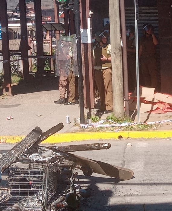 Violentas manifestaciones en centro de Panguipulli tras muerte de joven