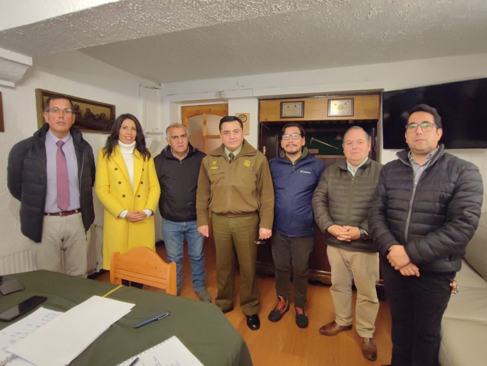 Senadora María Jose Gatica anuncia cuartel móvil y nuevos vehículos policiales para las comunas de Lanco y Panguipulli