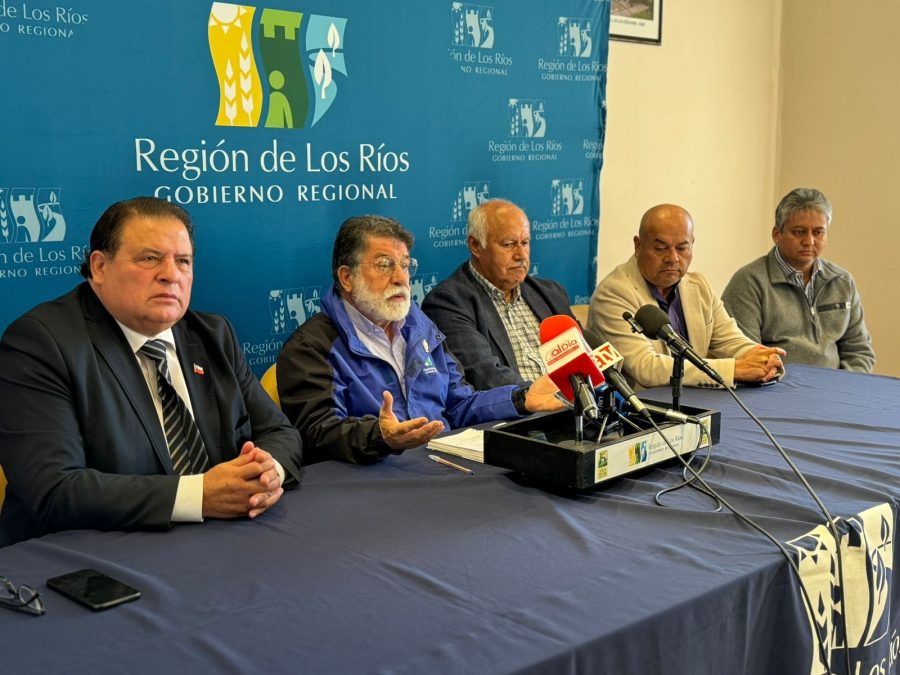 Autoridades del GORE de Los Ríos realizaron gestiones con Contraloría General de la República para encontrar solución a situación de las corporaciones