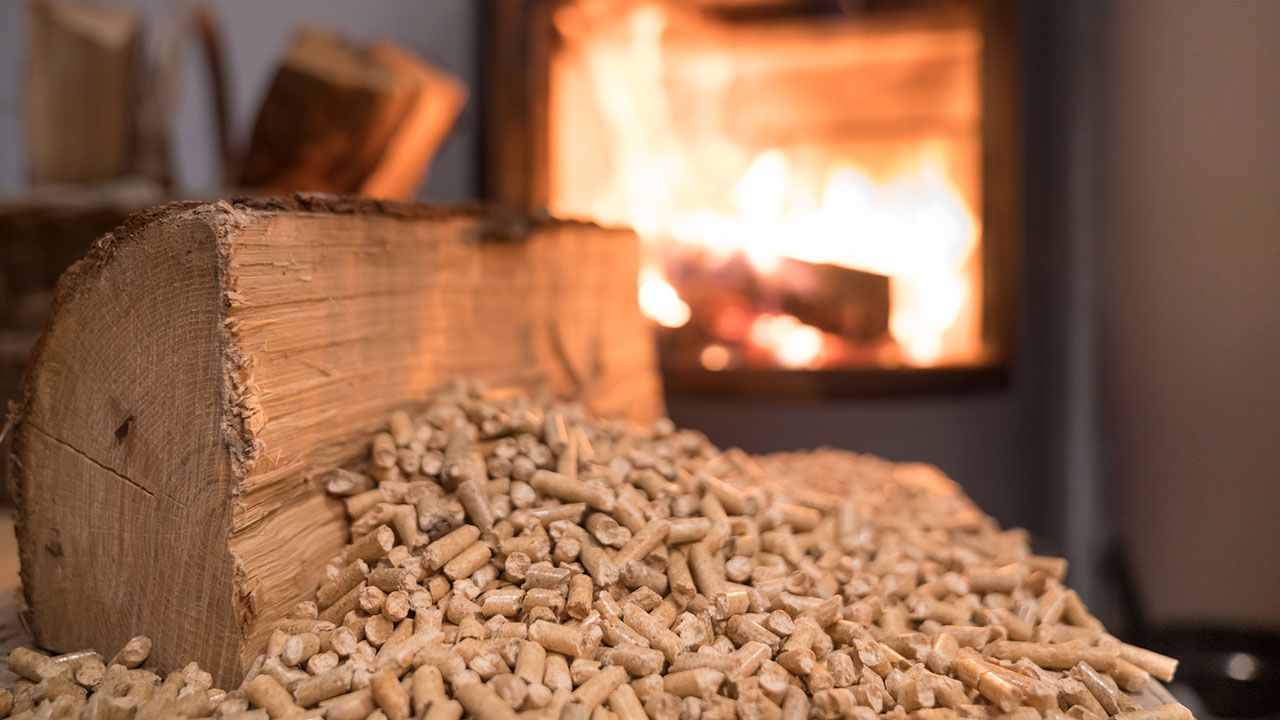 Gobierno confirma que no habrá desabastecimiento de pellet en La Araucanía para temporada de invierno