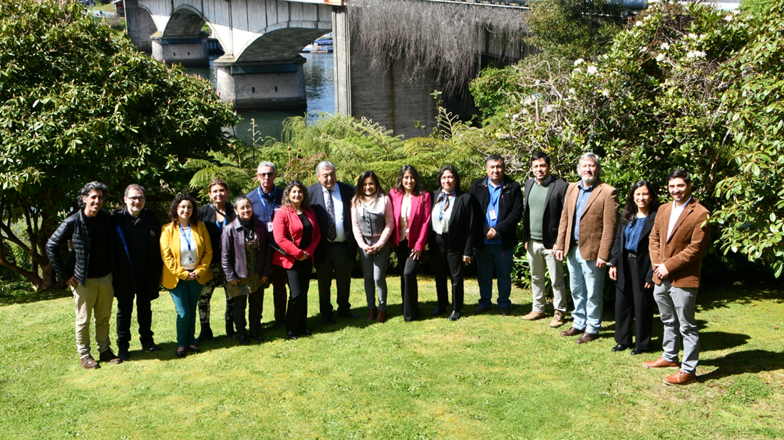 De Mariquina a Lago Ranco: una década de aportes geológicos al territorio