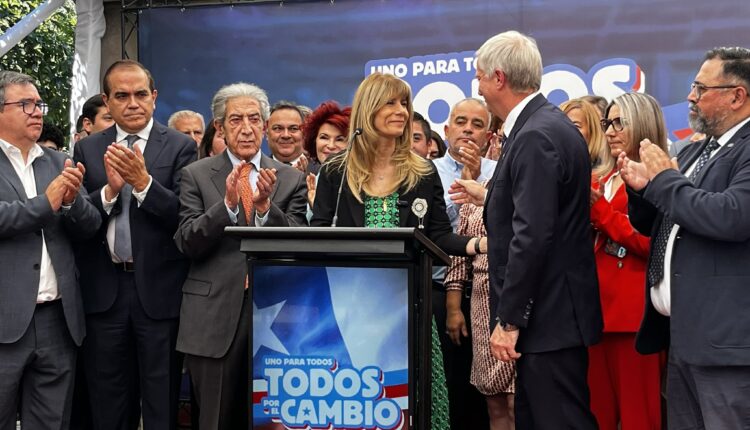 Demócratas, Amarillos e independientes oficializan respaldo a Kast de cara a la segunda vuelta